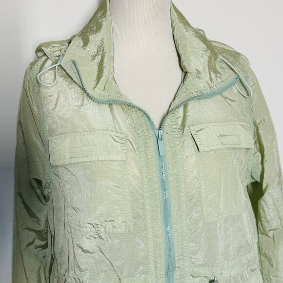 Savvi Lightweight Light Green Nylon Hooded Jacket Size Medium - Picture 3 of 10